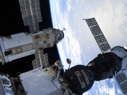 "Роскосмос" считает, что МКС стареет и нужна новая станция