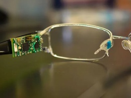 Разработаны очки для диабетиков, измеряющие уровень сахара