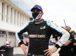 Окон сенсационно выиграл Гран-при Венгрии, воспользовавшись аварией лидеров на старте