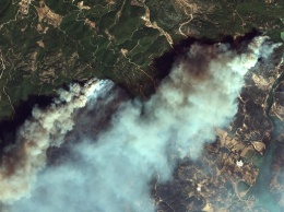 Появились спутниковые фото горящих курортов Турции