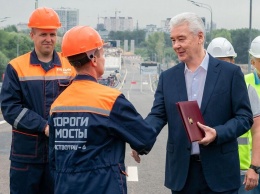 Сергей Собянин открыл путепровод на участке Юго-Восточной хорды