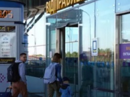 В аэропорту "Борисполь" участились кражи. У пассажира исчезли два iPhone