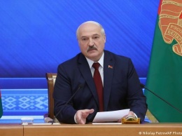 "Я буду вести себя честно". Куда же Лукашенко поведет Беларусь?
