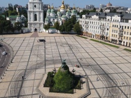 В историческом центре Киева неизвестные устроили дриф-покатушки: видео
