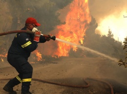 Пожары в Греции: эвакуировали еще 12 населенных пунктов