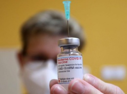 В Киеве умерла женщина после прививки вакциной Moderna