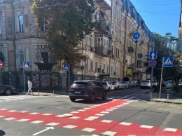 В Киеве появятся велосипедные зоны ожидания: на каких улицах и как ими пользоваться, - ФОТО