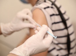 На Днепропетровщине вакцинировали более 31 тысячи педагогов