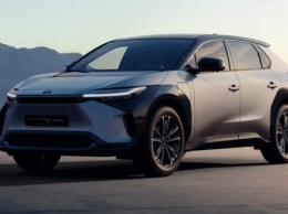 Первый электрокар Toyota bZ4X станет мелкосерийным?