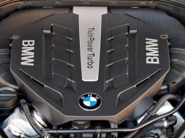 Компания BMW может бесплатно заменить двигатель V8