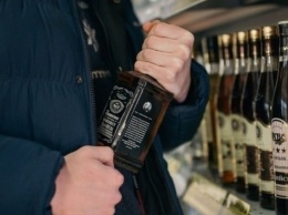 Крали алкоголь и технику в магазине: как суды в Украине наказывают таких воришек