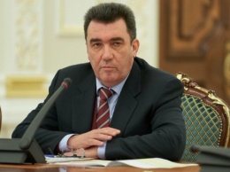 Данилов провел совещание по децентрализации - требует ускориться