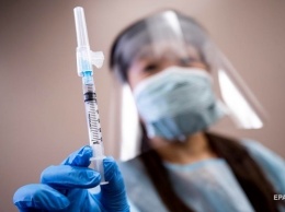 Немецкая медсестра объяснила, зачем подменила вакцину физраствором
