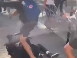 Ногами по голове: после субботней акции протеста побили журналиста