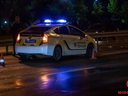 В Днепре на Мандрыковской водитель службы такси сбил 10-летнюю девочку и скрылся: поиск свидетелей