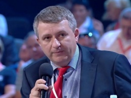 Зеленский пытается отобрать полномочия у Кличко через Ермака и Столара - Романенко