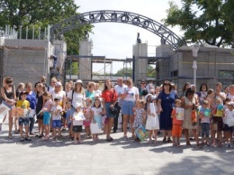 Украинская ассоциация зоопарков рекомендовала временно ограничить количество посетителей в Харьковском зоопарке