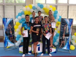 Криворожские акробаты успешно выступили на Всеукраинском турнире