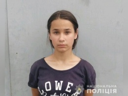 Вышла из больницы и пропала: в Днепре разыскивают 13-летнюю девочку