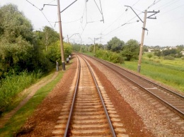 Из-за пассажиров, которые курили прямо в вагоне, в Харьковской области остановили поезд