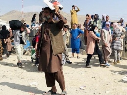 Талибы ищут помогавшим США афганцев - СМИ