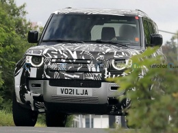 Шпионы запечатлели необычный Land Rover Defender