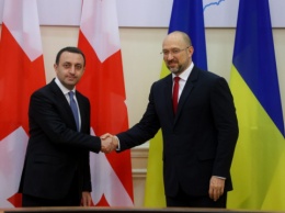Шмыгаль обсудил с премьером Грузии увеличения товарооборота до $1 миллиарда