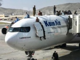 Афганистан приостановил все рейсы в аэропорту Кабула