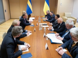 Премьер-министр Швеции пригласил Зеленского посетить страну