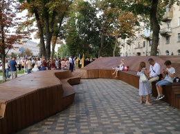 На Софийской площади в Киеве открыт Литовский сквер