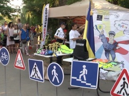 Сегодня юные херсонцы-велосипедисты соревновались за Кубок патрульной полиции