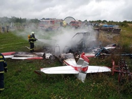 Погибли на месте: в Словакии произошла жуткая авиакатастрофа