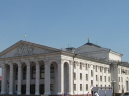 Черниговский муздрамтеатр открывает сезон и готовит 5 премьер