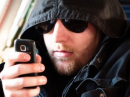Бесконтрольная продажа sim-карт способствует росту «телефонного терроризма»