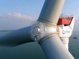 В Китае строят самый большой морской ветрогенератор