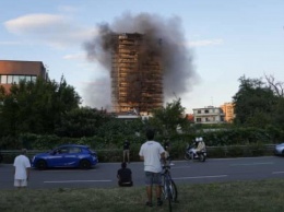 В Милане горел 20-этажный дом, есть пострадавшие