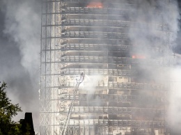 В Милане мощный пожар целиком уничтожил жилую высотку