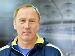Тренер сборной Украины не будет вызывать игроков из чемпионата России