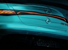 Mercedes засветил дизайн задней части EQE