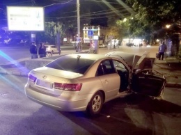 Ночное ДТП на Привокзальной площади: легковушка врезалась в стену подземного перехода