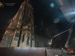В ночь на 4 сентября в Киеве горел костел святого Николая (фото, видео)