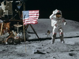 Барри Левинсон расскажет о миссии на Луну
