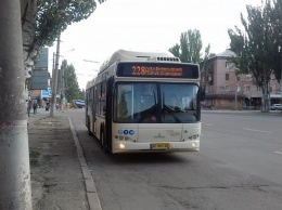 В Покровском районе Кривого Рога временно перенесли остановку общественного транспорта