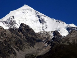 В Грузии после восхождения на гору Тетнульд погиб украинский альпинист