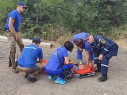 Туристка повредила ногу в районе водопада Джур-Джур