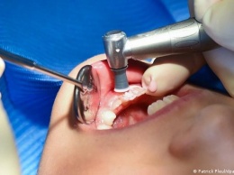 Немецкие стоматологи в шоке: у каждого третьего ребенка - проблемы с эмалью