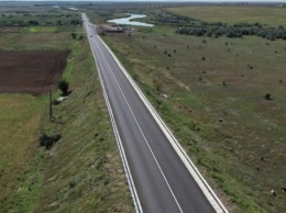 Укравтодор завершает ремонт дороги в курортную Кирилловку