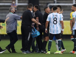 Аргентинских игроков оштрафуют за участие в матче с Бразилией