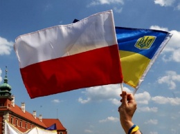 Поможет стать независимее от России: Польша хочет добывать газ в Украине