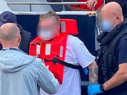 У берегов Англии задержали яхту с двумя тоннами кокаина